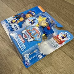 Paw Patrol Chase Snow Rescue Transforming Figure Badge Set NEW SEALED