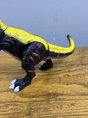 Zuru 5 Surprise Dino Strike 4 T-Rex Jurassic Figure Black Yellow 3×6”