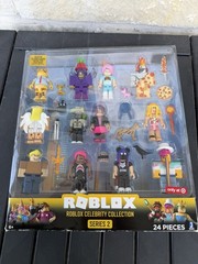 R0BLOX Celebrity Series 2 – 12 pack Target exclusive no codes