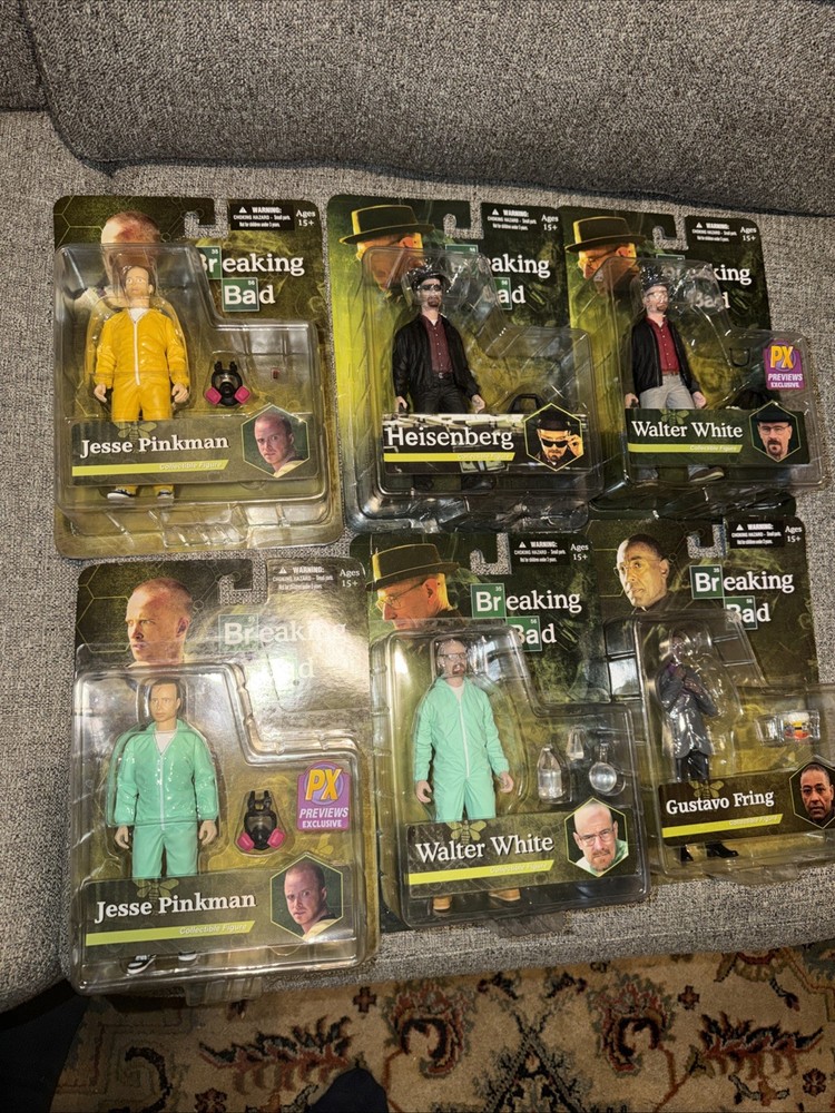 Breaking Bad Mezco Lot of 6 Action Figure Set Collection.