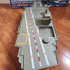 1998 RedBox Toys Independence U.S Aircraft Carrier Ship 31″, W/ 6 Die Cast Plane