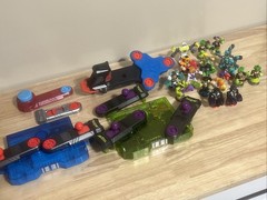 Akedo Warriors & Accessories Lot 17 Figures And Controllers, Great Conditions