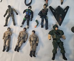 1990s era DAMAGED Military Vehicles Figures & Acc. Lot TANKS, Boats, Jeeps, Jets