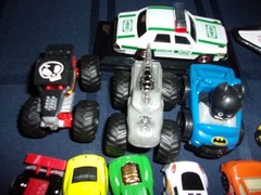 LOT 20 VARIOUS SIZES DISNEY CARS DIE CAST PLASTIC TMNT HESS TRANSFORMERS