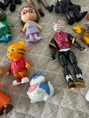 Random Mixed Toy Lot 25 Mix Variety Disney, Happy Meal, Action Figures Mini Toys