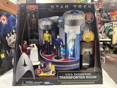 Playmates Toys TRANSPORTER PLAYSET STAR TREK Action Figure 2009