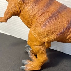 Toys R Us Velociraptor Dinosaur 18” Figure Soft Plastic Rubber 2014