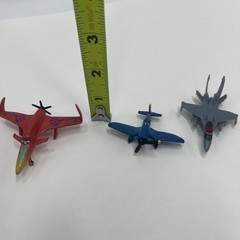 Disney Planes PLASTIC Lot Of 9 shani Skipper El Chupacabra Echo Ripslinger FLAW
