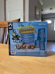Muppets Palisades Exclusive Frog Scout Leader Scoutmaster Kermit Figure Green