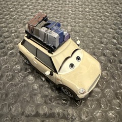 Disney Pixar Cars 3 Kiel Motorray Diecast Florida 500 Beige Luggage Rack Mini