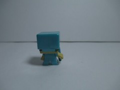 Minecraft Mini-Figures 1″ Steve in Diamond Armor Mini Action Figure Mojang