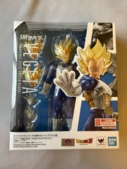 Bandai Dragon Ball Z Super Saiyan Vegeta 5.3 in Action Figure – BAS64186 NIB