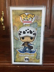 Funko Pop! One Piece: Trafalgar Law AAA Anime Exclusive #1016 Non-Chase