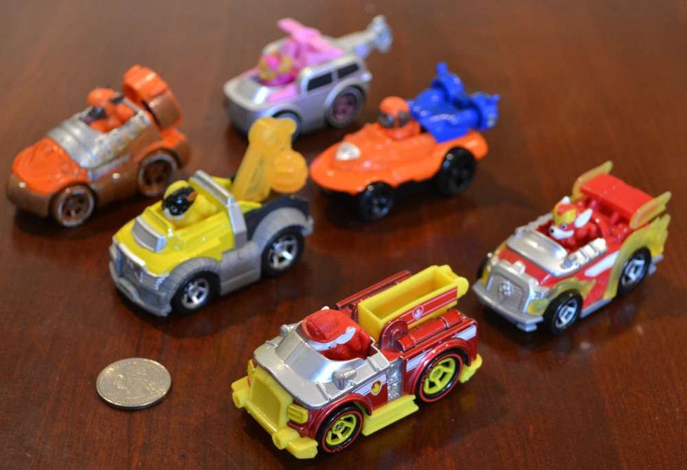 LOT 6 DIE CAST TRUE METAL PAW PATROL VEHICLES CARS NICKELODEON FIRE TRUCK TOW