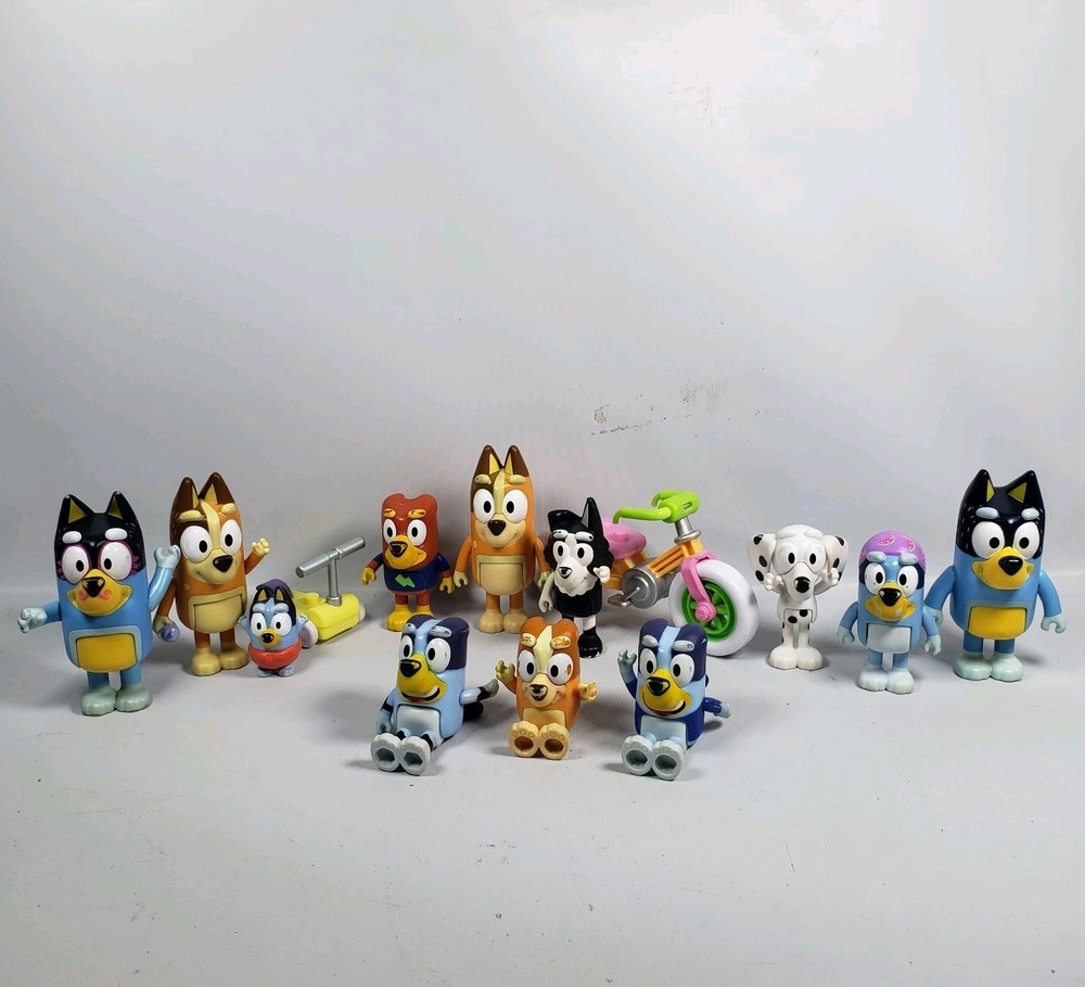 Lot Of Bluey Characters / Figures / Preowned Bicycle