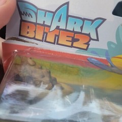 Devseries Shark Bite 2 Shark Cage Toy + Virtual Item Code – New DAMAGED BOX