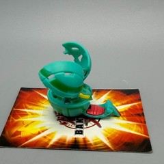 Bakugan Bee Striker 490G Pearl White Ventus B2 Battle Brawlers