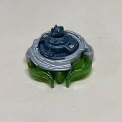 HASBRO Beyblade Burst SlingShock E4743 Thorns-X Minoboros M4.0.Needle-S Used