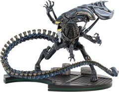 Quantum Mechanix (QMx) Aliens Q-Fig Max Elite- ALIEAN QUEEN Figure New In Stock