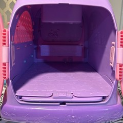 Doc McStuffins Get Better Mobile Clinic – Ambulance Works – Pull Along