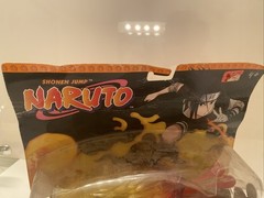 RARE 2006 Naruto Shonen Jump SASUKE FIRE ATTACK Weapon Accessory Set SEALED/NEW