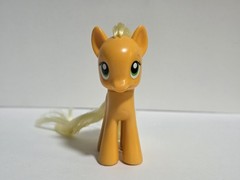 My Little Pony 2010 3 Inch Applejack Brushable Toy Friendship is Magic W/ Outfit