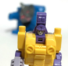 “Transformers” Scowl – Decepticon Pretender Combiner: Monstructor, G1 complete