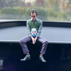 Portable Joker Heath Ledger Car Roof Action Figure Mask Statue Toy Gift Model