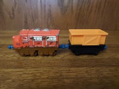 Chuggington Die Cast / Plastic Muddy Wilson & Orange Train Car