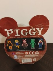 Piggy Foxy Action Figure Series1 with Exclusive DLC Code 3.5″ Roblox Game NIB