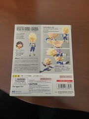 BANDAI S.H.FIGUARTS DRAGON BALL DAIMA SUPER SAIYAN 3 VEGETA (MINI) DAIMA FIGURE