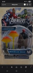 Hasbro Marvel Avengers Assemble Shield Gear Cosmic Strike Red Skull Blaster