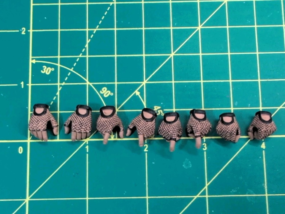 1/12 Scale 4 Sets Of Half Gloved Caucasian Hands #2 For 6″ Figure “I SHIP DAILY”