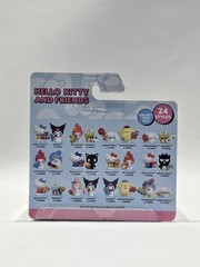 Hello Kitty and Friends Rainbow Vibes Series 4 -Cinnamoroll & Pompompurin