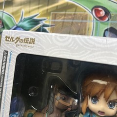 Good Smile Company Nendoroid 733-DX Link Zelda BOTW Used-in box