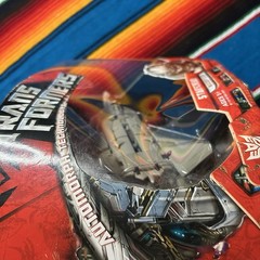Hasbro Transformers Movie 2007 Voyager Class – Decepticon Starscream NEW