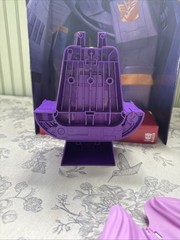 Studio Series 86-12 Coronation Starscream Action Figure Transformer Throne Cape
