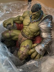 1/4 Queen Studios QS Incredible Hulk Throne Standard Ver Statue In Stock
