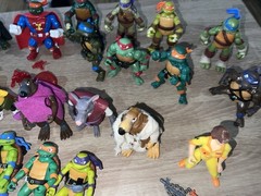 LOT OF 20TMNT TEENAGE MUTANT NINJA TURTLES 2010s Figures W Accessories