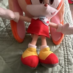 *NEW* Sonic The Hedgehog: Cream the Rabbit 8-Inch Plush Doll