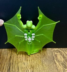 1997 Playmates Wile E. Coyote Green Acme Bat Man Outfit Figure 5 1/2in