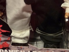 🤡 MEGA DAMIEN LEONE’S TERRIFIER ART THE CLOWN FIGURE WITH SOUND MEZCO MDS TOYZ