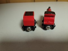 Thomas Wooden Railway Vintage 1996 James Train Britt Allcroft
