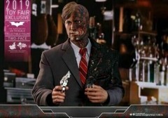 Sideshow Exclusive Hot Toys Two Face 2.0 MMS546 Harvey Dent Dark Knight NEW MISB
