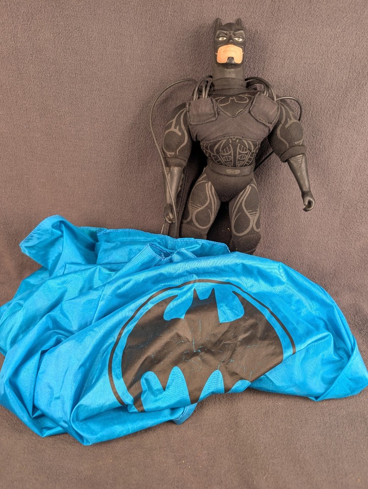 1995 Batman Forever Parachuting Plush Batman 13 ” RARE ITEM Great Condition!