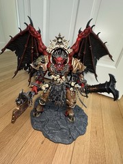 JOYTOY Warhammer 40K World Eaters Angron, Daemon Primarch of Khorne 1/18 Model