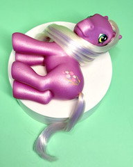 2003 G3 My Little Pony Rainbow Pony 1st Release Wysteria Purple Shimmer MLP