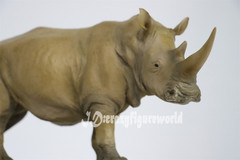 MEMORY MUSEUM 1/15 Africa White Rhinoceros Statue GK Painted Animal Model Decor