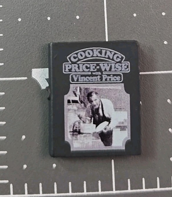 NECA custom fodder Black & White Elder Vincent Price Figure COOKBOOK Accessory