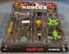 ROBLOX AVATAR SHOP SOCIAL MEDUSA INFLUENCER WITH SELFIE STICK SET